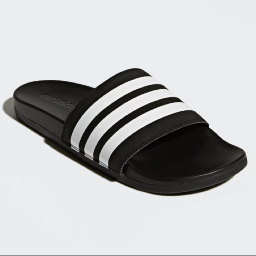 adilette cloudfoam slides (women)